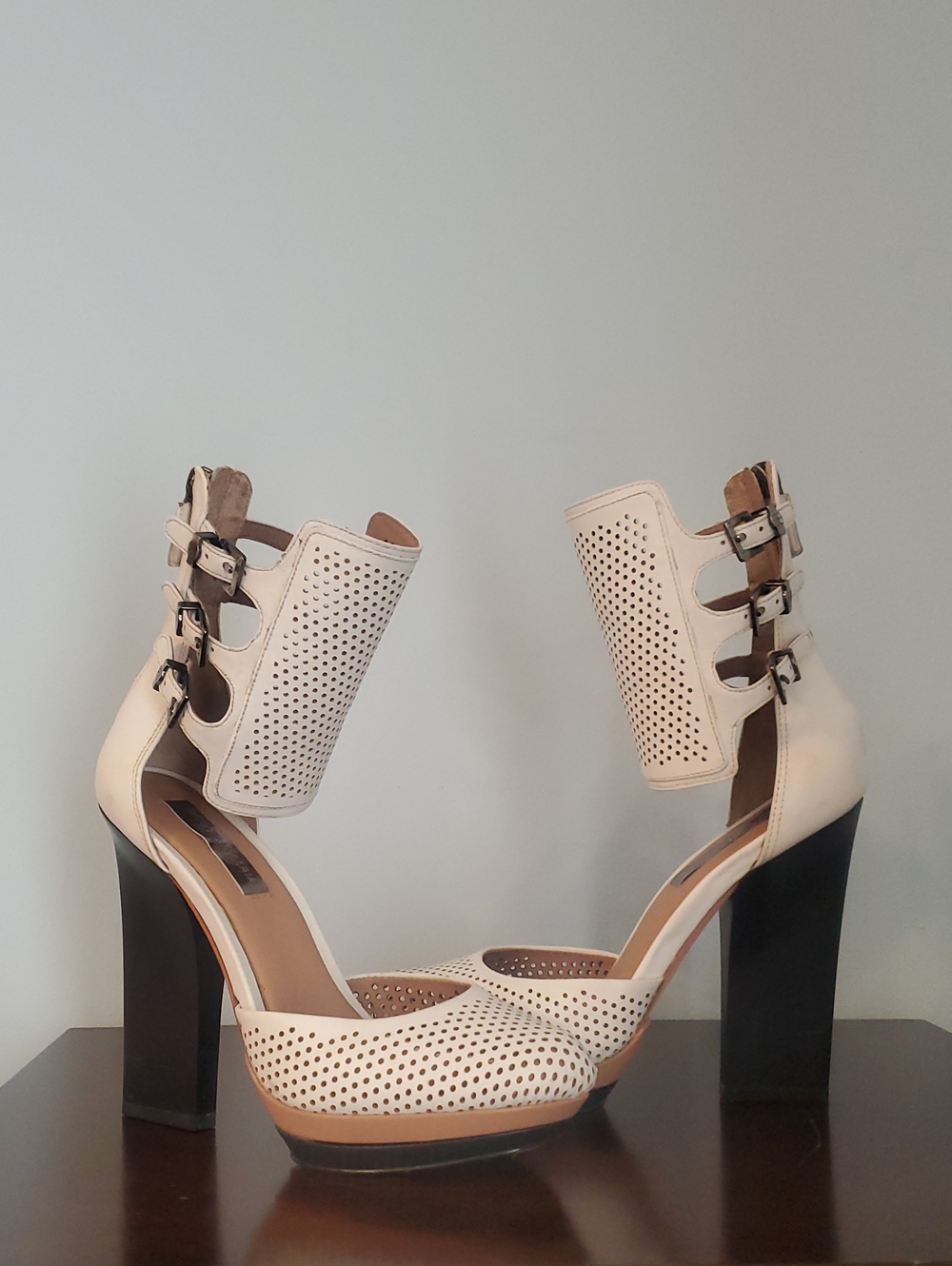 BCBGMaxAzria Cream Perforated Triple-Strap Block Heel Sandals
